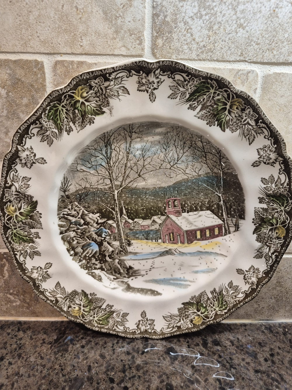 Johnson Brothers The Friendly Village Schoolhouse Dinner Plate EUC‎